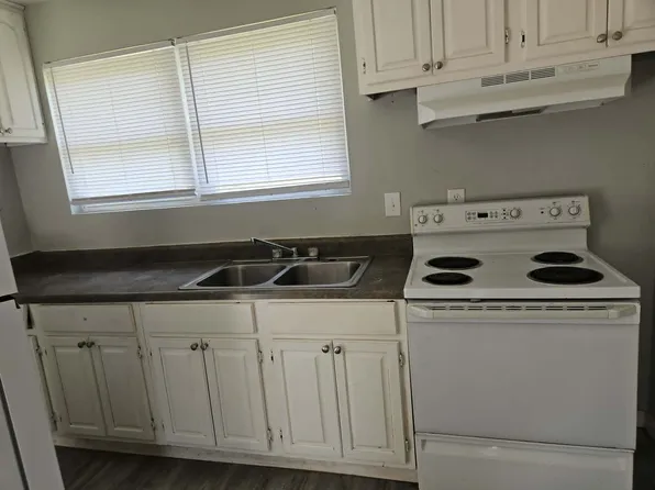 5 Eagle Nest Dr, Ellisville, MS 39437