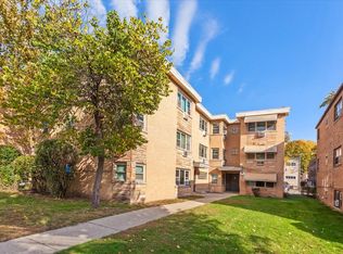 335 Custer Ave APT 2S, Evanston, IL 60202