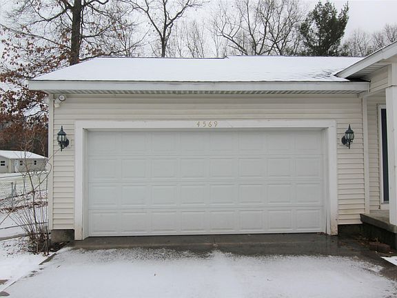 4th image of 4569 Pine Hollow Ct