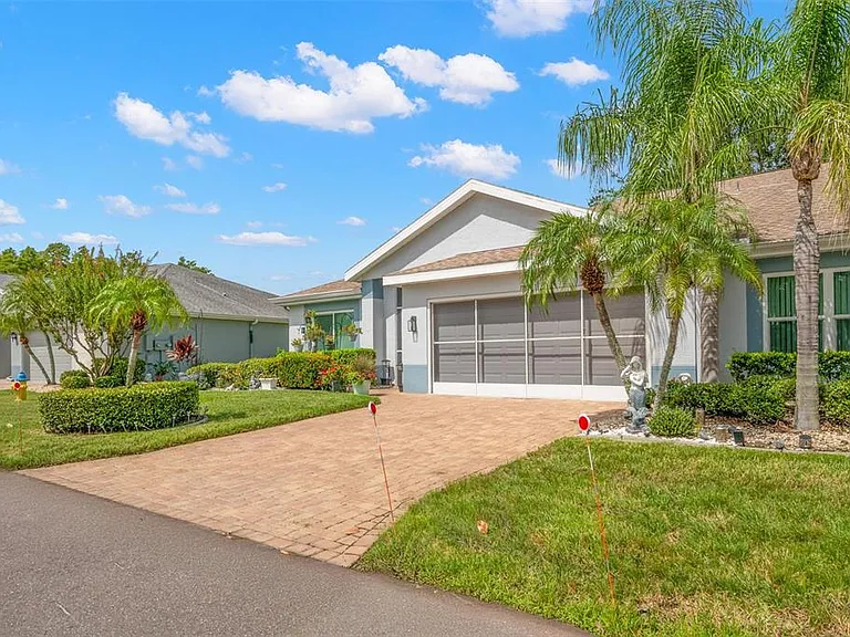 713 Manchester Woods Dr — Photo 3