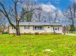 1306 N Plainview Dr, Akron, OH 44321