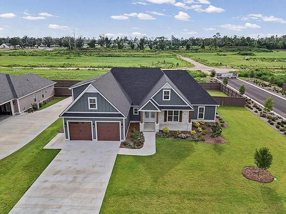 4th image of 449 Long Pond Rd