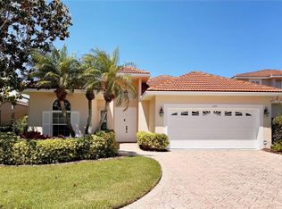 7250 Alicante Dr #5, Sarasota, FL 34238