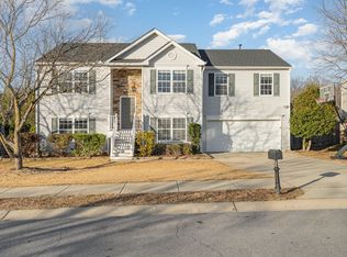 423 Woodchase Green Dr, Fuquay Varina, NC 27526