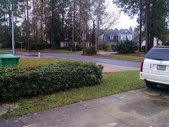 3rd image of 2419 Willow Bend Blvd