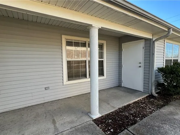 1144 N Hazel St, Sulphur, LA