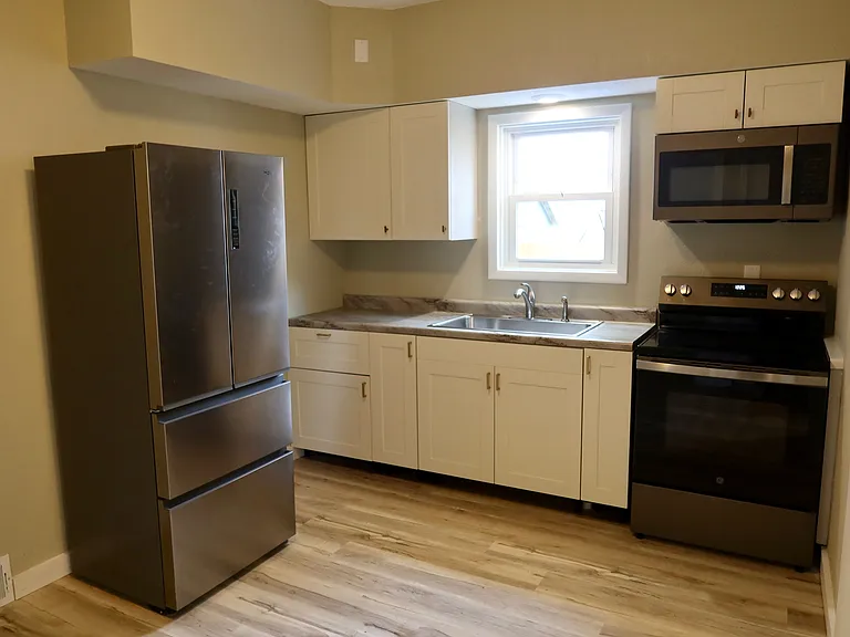 809 S Story St — Photo 1