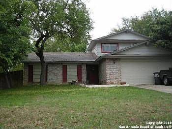 1st image of 8223 Dawnwood Dr #R.