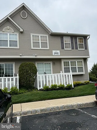 2605 Gramercy Way Photo 1