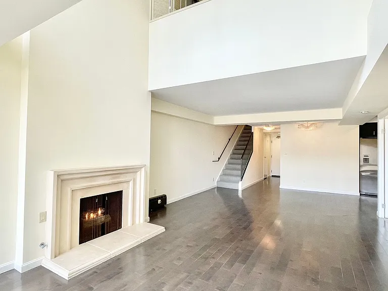 1177 California St #1132 — Photo 9