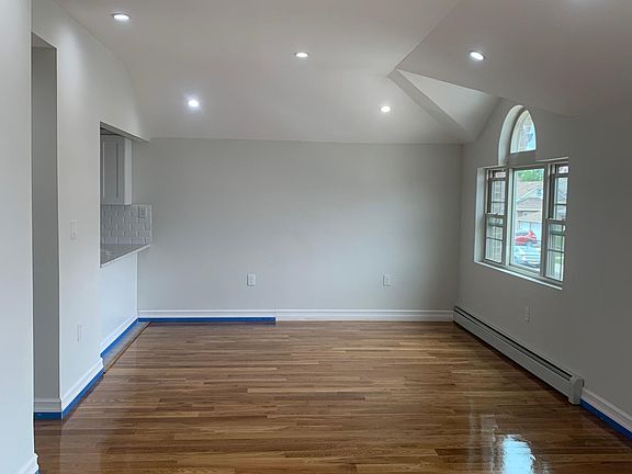 2nd image of 119-28 197th St #2