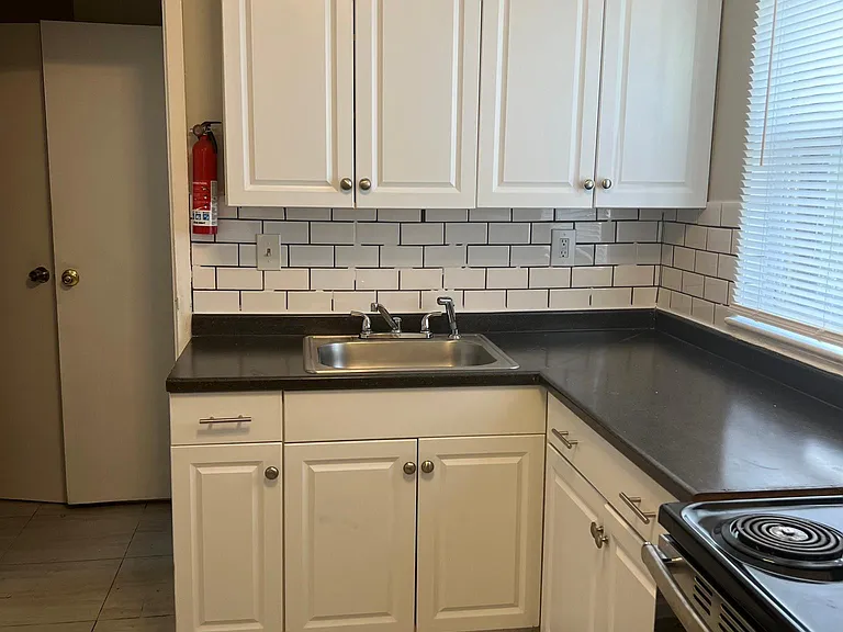 5377 Chillum Pl NE — Photo 10
