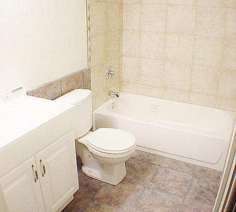 5th image of 4322 E La Puente Ave