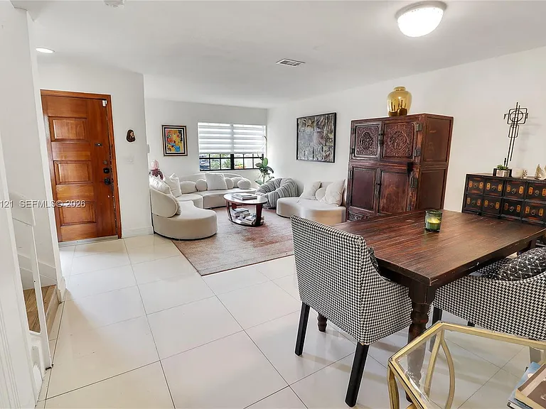 17920 NW 68th Ave #31 — Photo 4