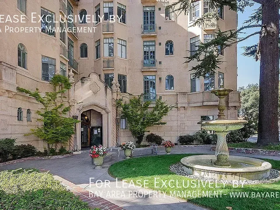 345 Forest Ave #301
