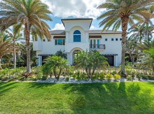 140 Conners Ave, Naples, FL 34108