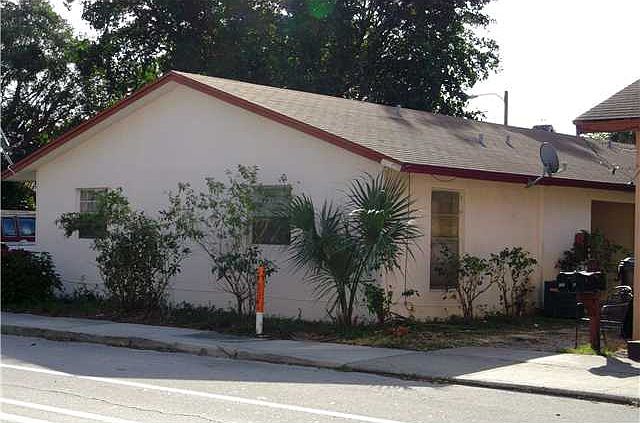 1st image of 127 N E St