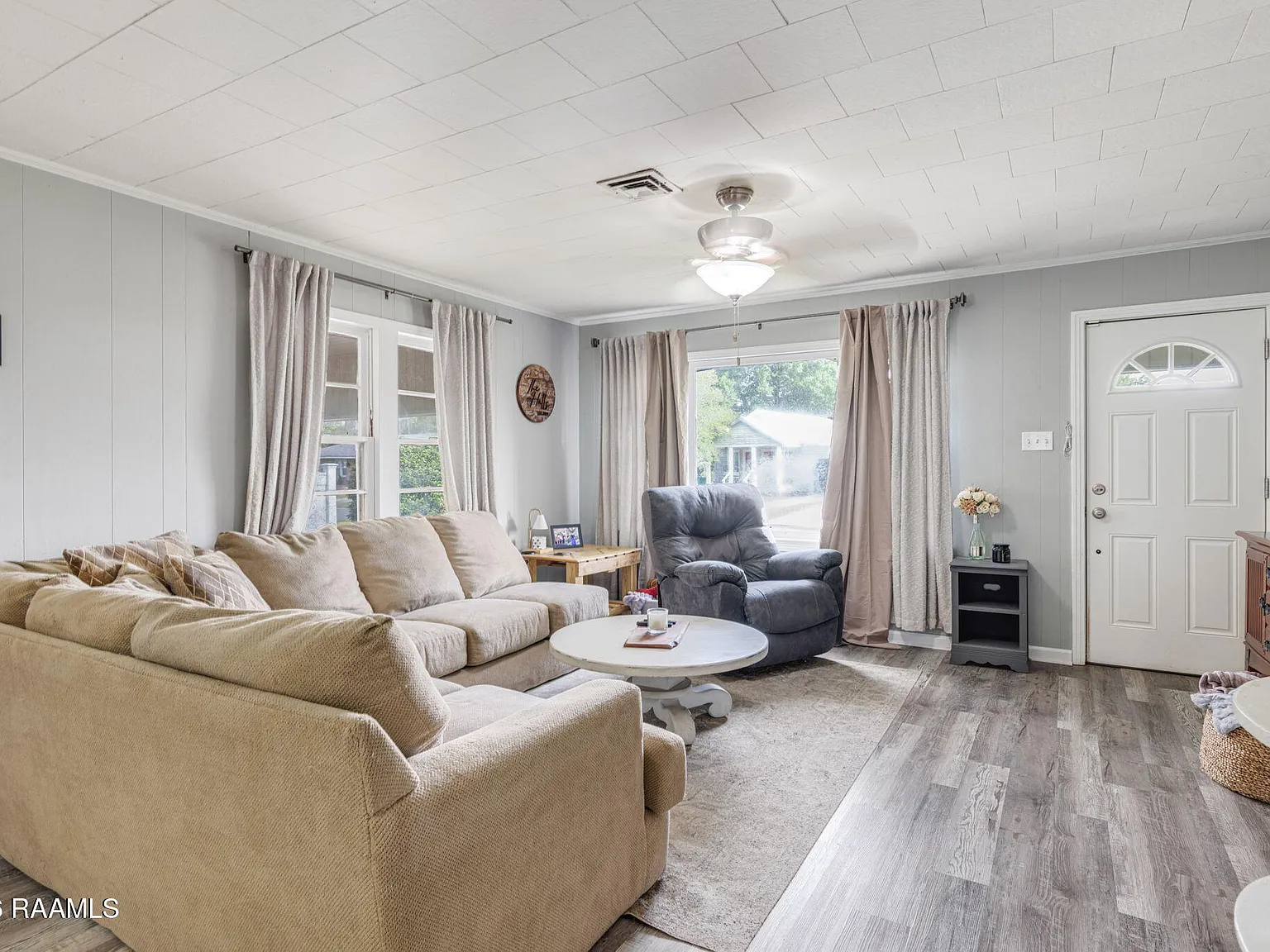 3 bed, 2.0 bath, 1267 sqft, $1,400 — Photo 4