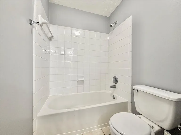 24327 Lanning Dr — Photo 28