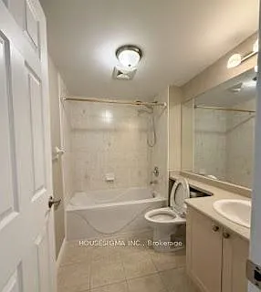 500 Mapleview Dr E — Photo 6