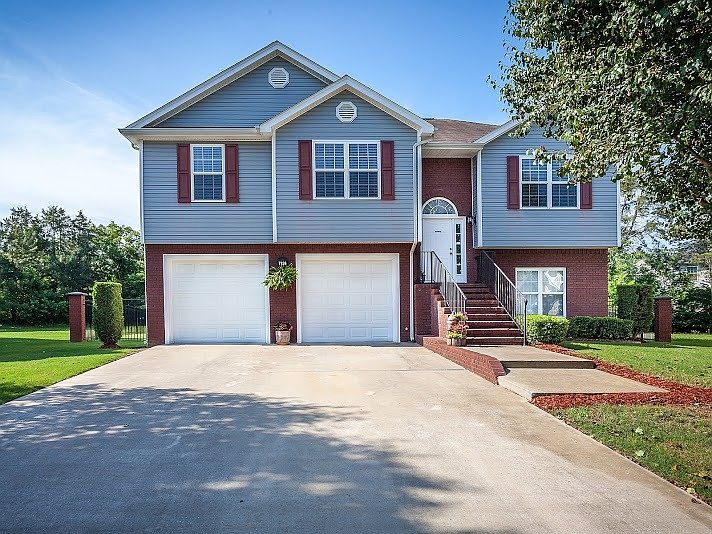 1st image of 7136 Tyner Crossing Dr