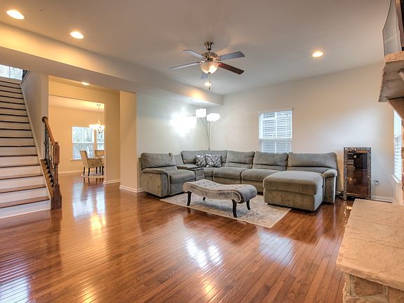 3rd image of 3024 Hunton Cottage Ln