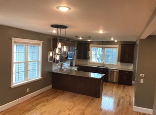 9 Bradley St, Stonington, CT 06378