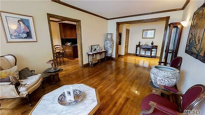 Sold by Prime Realty | media 7