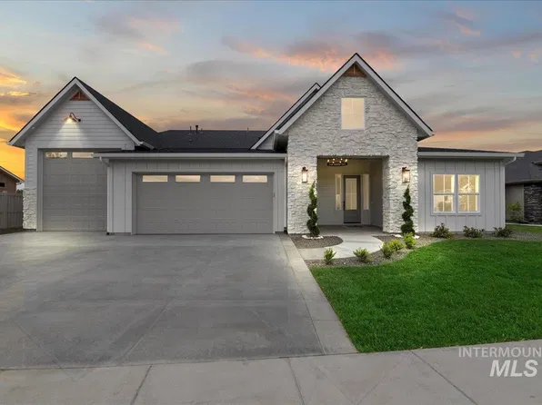 9913 S Peregrine Falcon Ave, Nampa, ID 83686