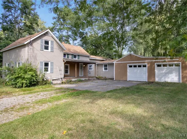 2979 Murdock Rd, Medina, NY 14103