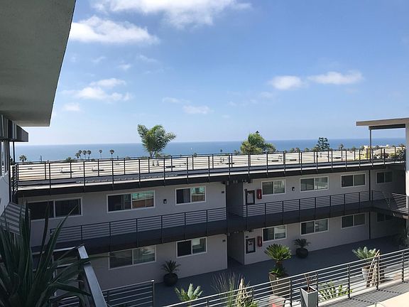 4th image of 350 Palos Verdes Blvd APT 27