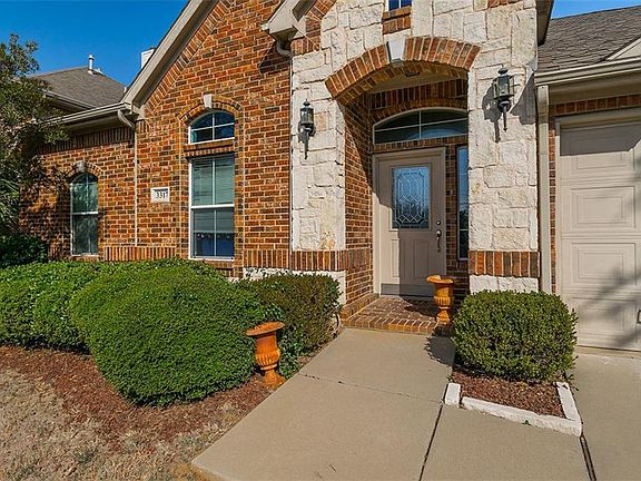 3rd image of 3317 Marymount Dr