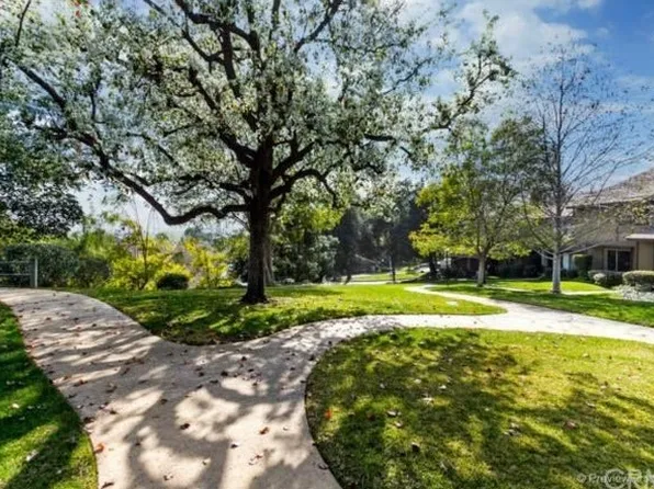 1253 Meadowglen Ln, San Dimas, CA 91773