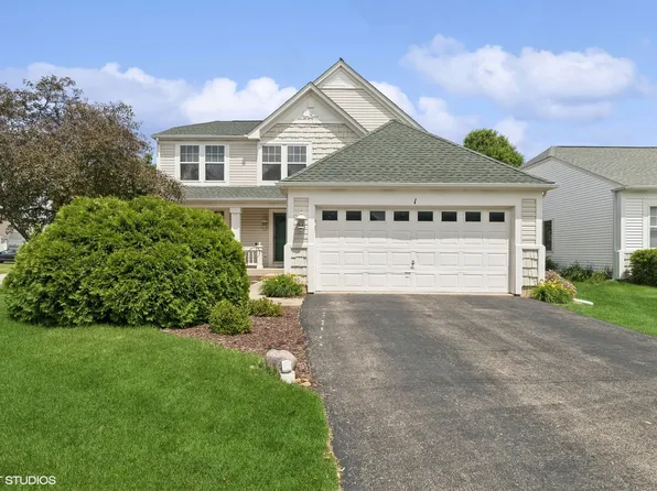 1 Wexford Ct, Lake In The Hills, IL 60156