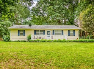 963 Honeysuckle Trl, Winder, GA 30680