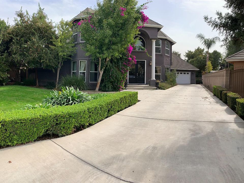 2nd image of 2362 20th Ave