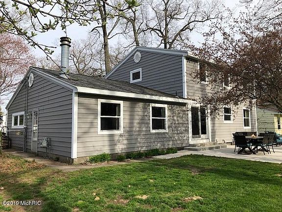 3rd image of 3017 Wellwood St