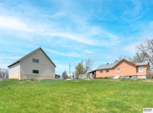 6020 S 49th Ave, Omaha, NE 68117