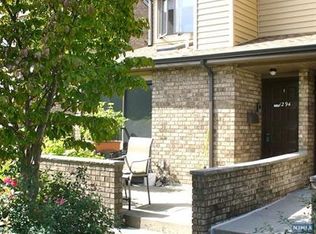 1294 15th St, Fort Lee, NJ 07024