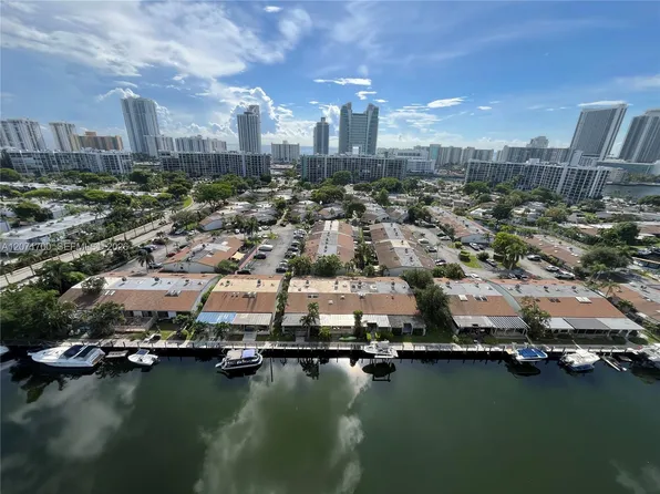 2500 Parkview Dr APT 1705, Hallandale, FL 33009