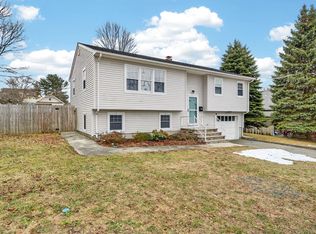 25 Morton St, Fairhaven, MA 02719