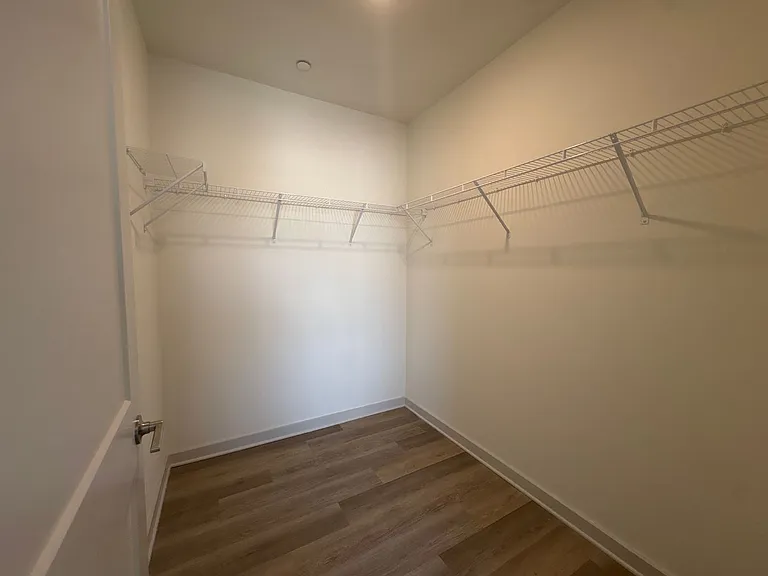 Flats at Southside Gardens — Photo 13