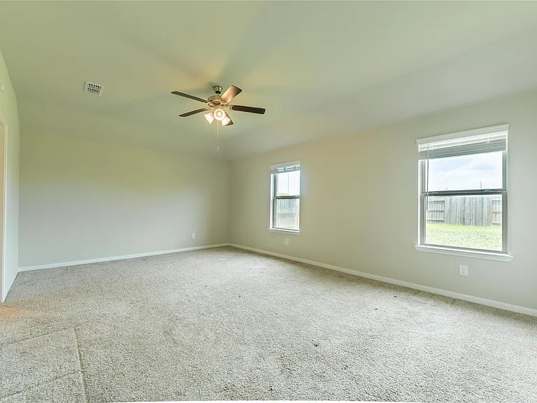 1503 Custer Ridge Ct — Photo 10