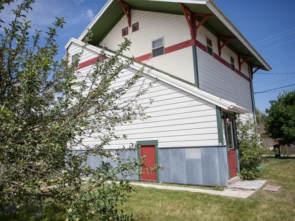 305 E Railroad Ave N, Manhattan, MT 59741
