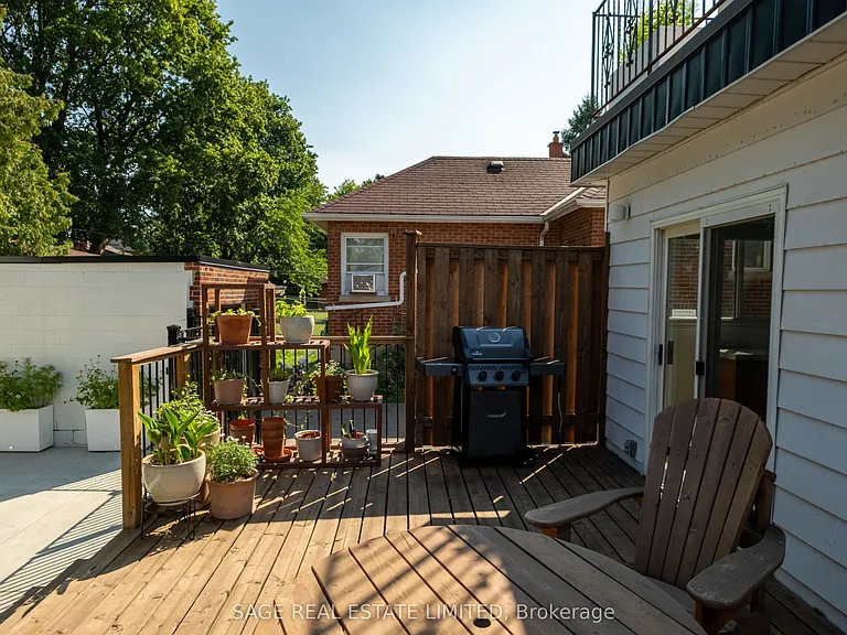 162 John St — Photo 42