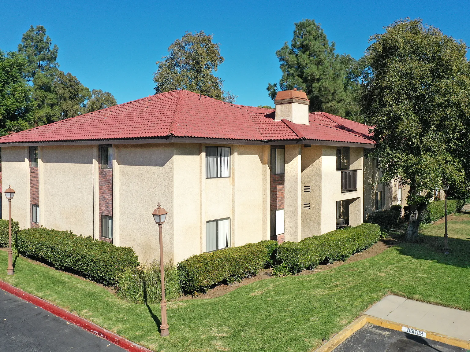 Baywood Apartment Homes — Photo 4