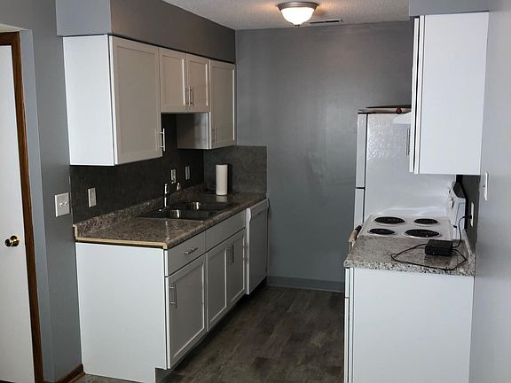 4th image of 1022 A St #1