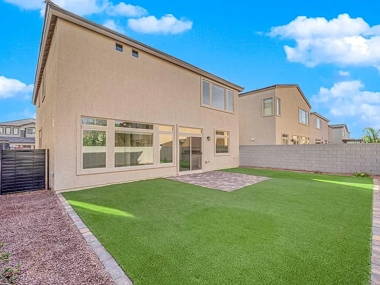 650 Steep Canyon Ave — Photo 42