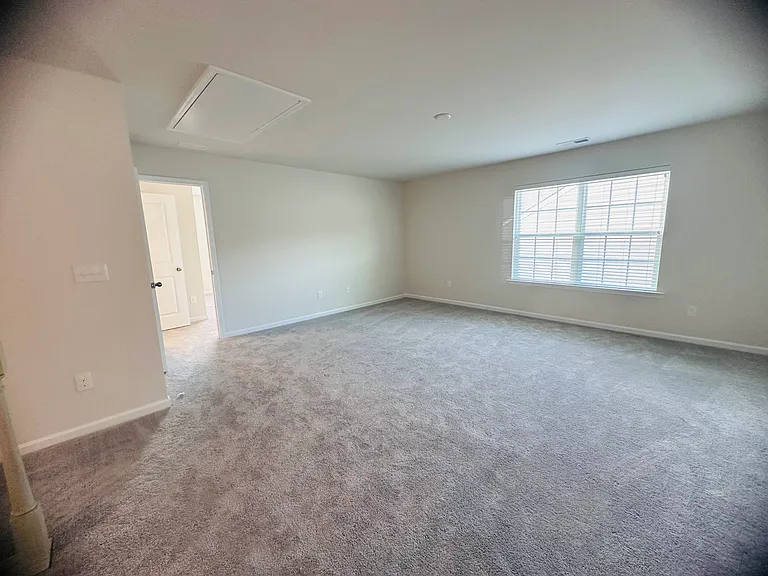 Loft 15' x 18'