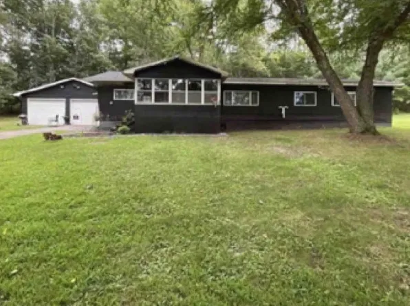 8271 S Sechlerville Road, Hixton, WI 54635